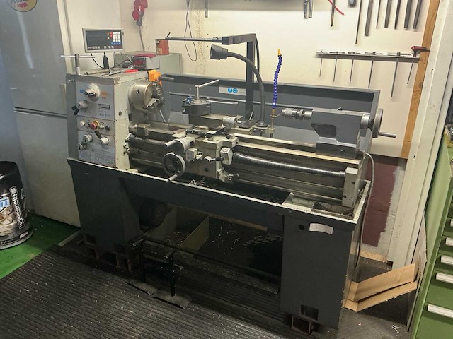 Huvema hu 360 vac x 1000 universele draaibank - afbeelding 1 van  24