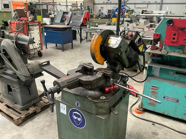 Huvema hu315 industry afkortcirkelzaagmachine - afbeelding 1 van  10