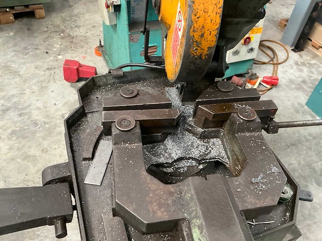 Huvema hu315 industry afkortcirkelzaagmachine - afbeelding 7 van  10