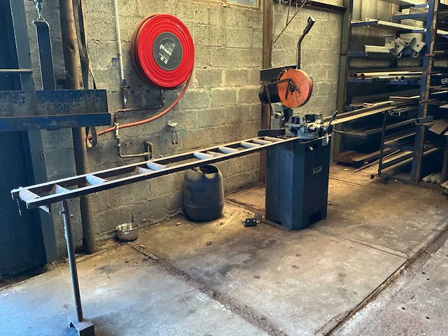 Huvema hu315cs afkortcirkelzaagmachine - afbeelding 1 van  6