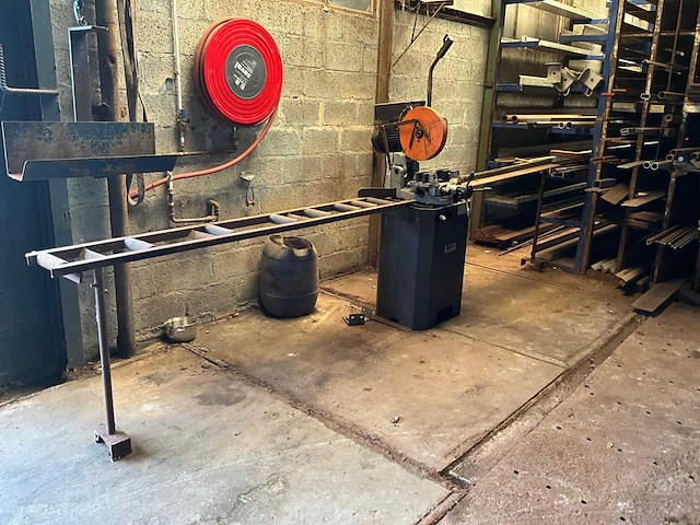 Huvema hu315cs afkortcirkelzaagmachine - afbeelding 1 van  7