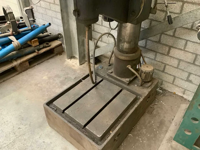 Huvema hu40ti kolomboormachine - afbeelding 5 van  17