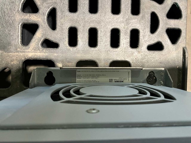 Hvac vacon 0100-3l-0061 frequentieregelaar - afbeelding 3 van  3