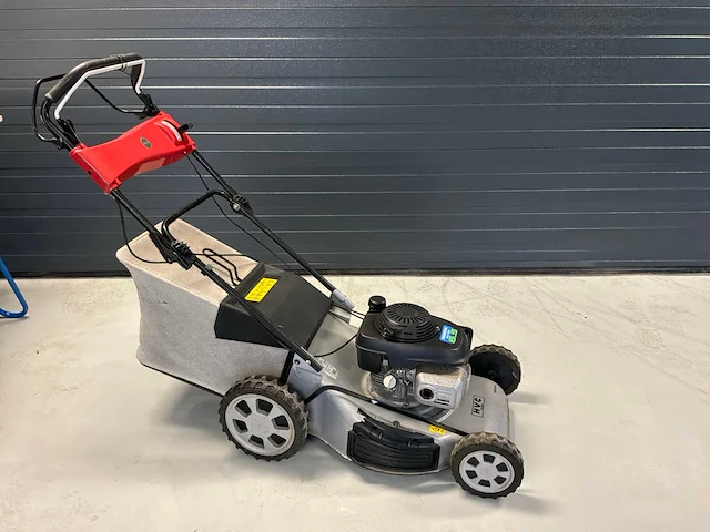 Hvc gt 54 benzine grasmaaier - afbeelding 1 van  7