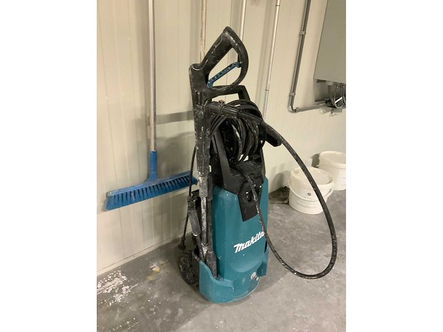 Hw1300 hogedrukreiniger inclusief diverse accessoires - afbeelding 3 van  8