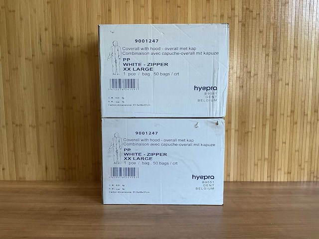 Hyapro overall met capuchon (100x) - afbeelding 1 van  5