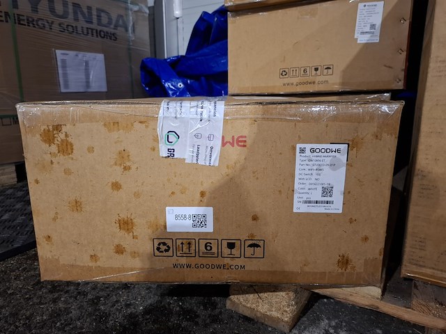 Hybride omvormer goodwe, gw10kn-et - afbeelding 2 van  3