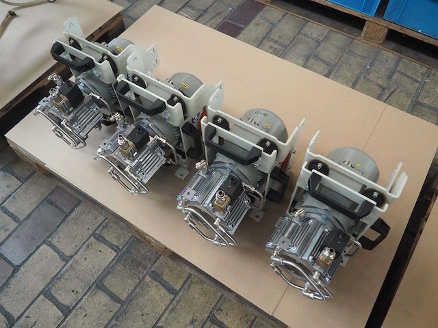 Hyco - ml-348-d37-sa - vacuum diaphragm pump (4x) - afbeelding 1 van  8