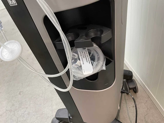 Hydrafacial syndeo professioneel huidverzorgings- en behandelapparaat - afbeelding 2 van  10
