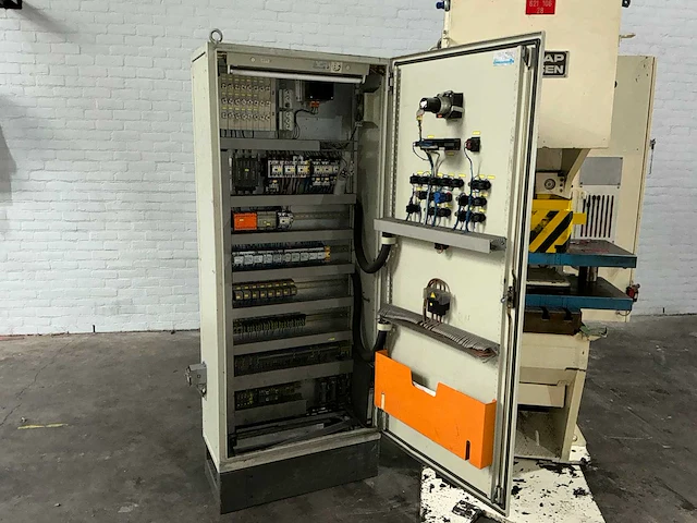 Hydrap - 1986 - hpsb63 - hydraulische pers - afbeelding 9 van  15