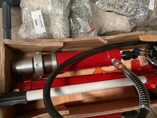 Hydraulic shop press - afbeelding 3 van  5