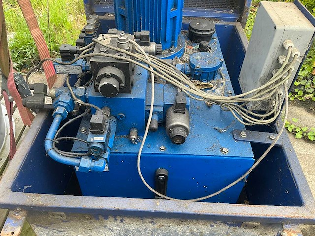 Hydraulich pompaggregaat - afbeelding 4 van  8