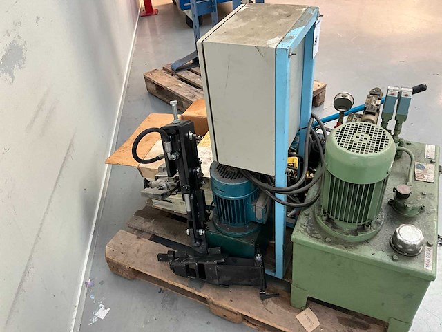 Hydrauliek aggregaat (2x) - afbeelding 3 van  9