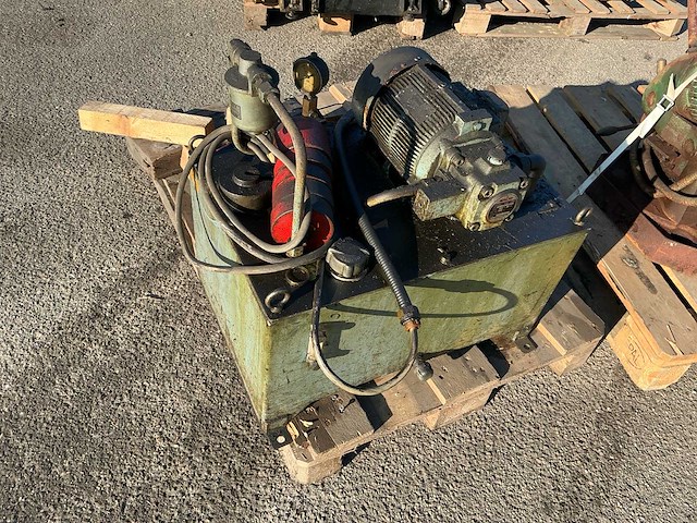 Hydrauliek apparaten - afbeelding 16 van  16