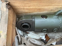 Hydrauliek cilinder - hydraulisch aggregaat - afbeelding 7 van  9