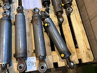 Hydrauliek cilinder (10x) - afbeelding 3 van  5