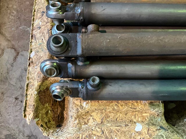 Hydrauliek cilinder (10x) - afbeelding 4 van  5