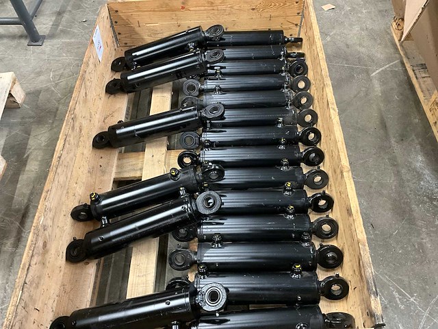 Hydrauliek cilinder (20x) - afbeelding 2 van  4