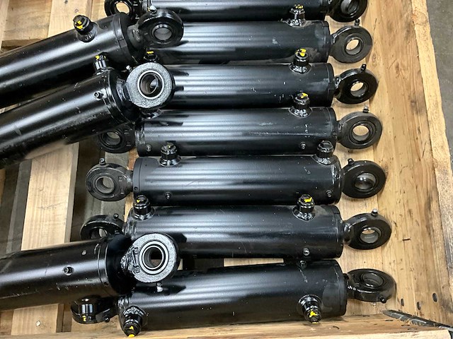 Hydrauliek cilinder (20x) - afbeelding 3 van  4