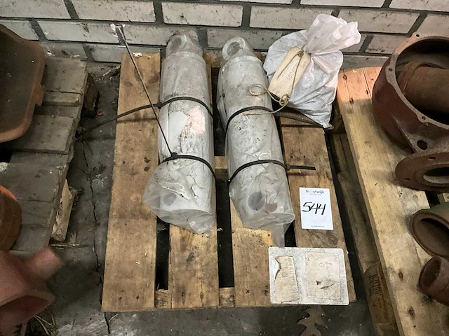 Hydrauliek cilinder (2x) - afbeelding 1 van  4