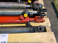 Hydrauliek cilinder (9x) - afbeelding 4 van  5