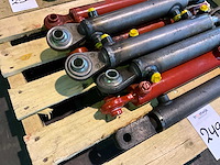 Hydrauliek cilinder (9x) - afbeelding 5 van  5