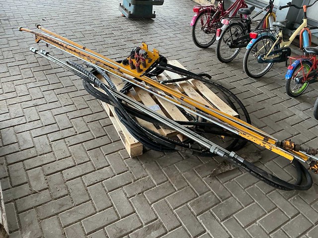 Hydrauliek leiding tbv “herder” giek - afbeelding 1 van  3