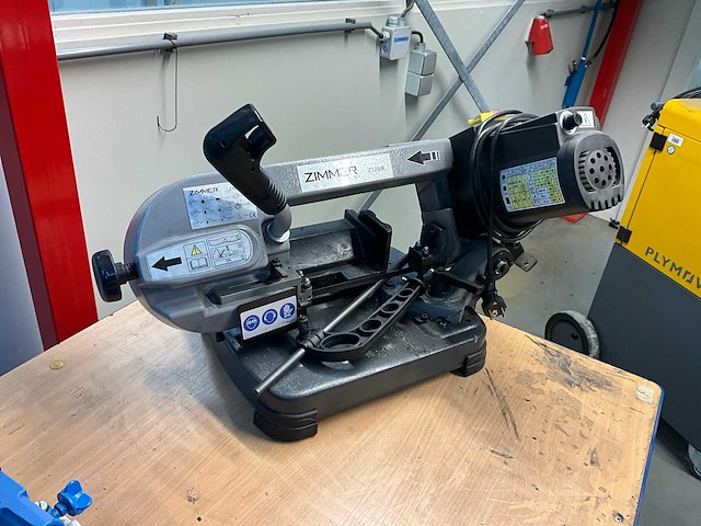 Hydrauliek pers & bandzaagmachine op transportkar - afbeelding 9 van  11