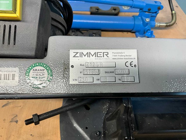 Hydrauliek pers & bandzaagmachine op transportkar - afbeelding 11 van  11