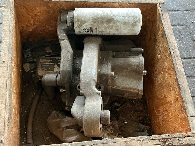 Hydrauliek pomp ( new holland ) - afbeelding 3 van  6
