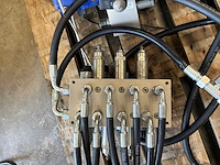 Hydrauliek pomp / verdeelblok - afbeelding 4 van  5