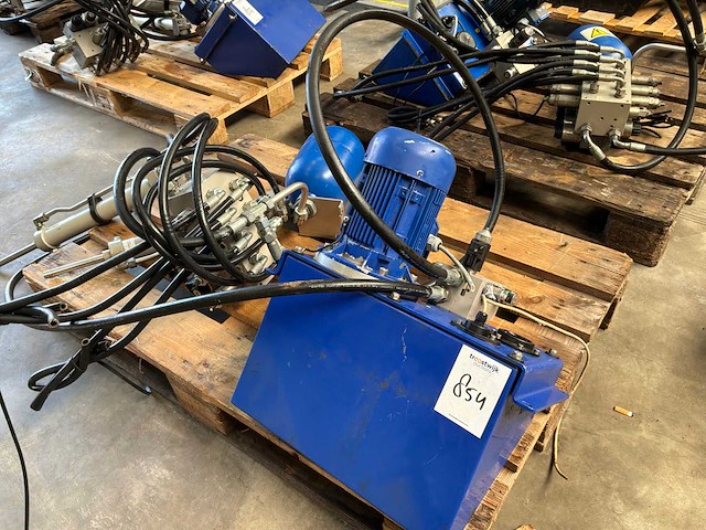 Hydrauliek pomp / verdeelblok - afbeelding 1 van  5