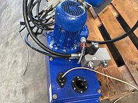 Hydrauliek pomp / verdeelblok - afbeelding 5 van  5