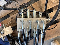 Hydrauliek pomp / verdeelblok - afbeelding 4 van  4