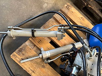 Hydrauliek pomp / verdeelblok - afbeelding 4 van  5