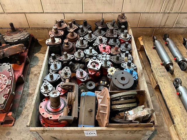 Hydrauliek pompen - afbeelding 1 van  7