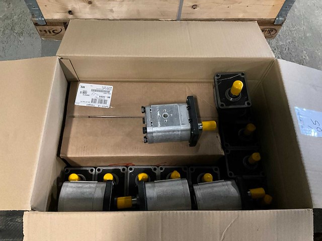 Hydrauliek pompen - afbeelding 1 van  8
