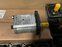 Hydrauliek pompen - afbeelding 2 van  8