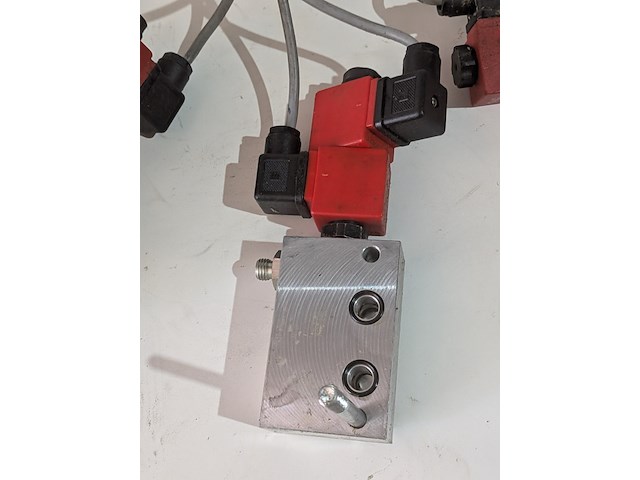 Hydrauliek powerpack 24v ame1589 - afbeelding 6 van  10