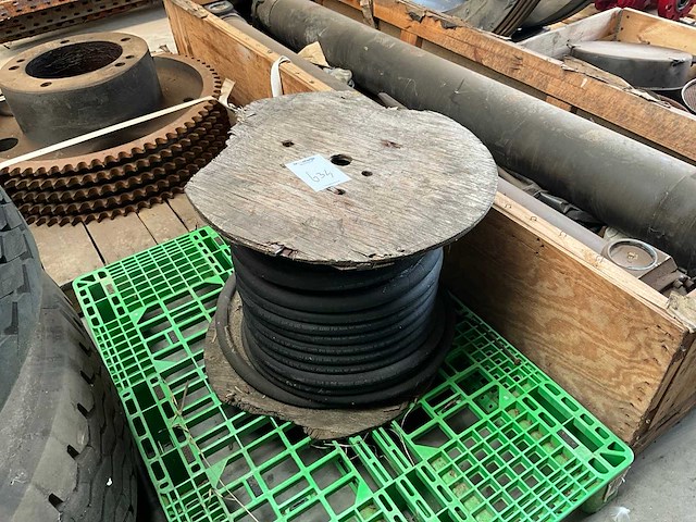 Hydrauliek slang op haspel - afbeelding 1 van  4