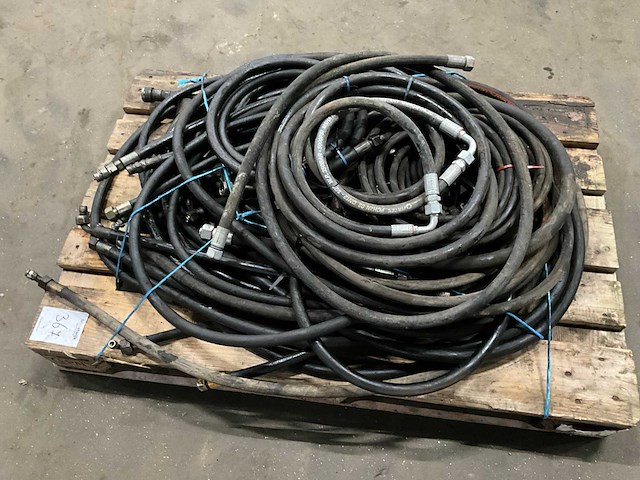 Hydrauliek slangen - afbeelding 1 van  3