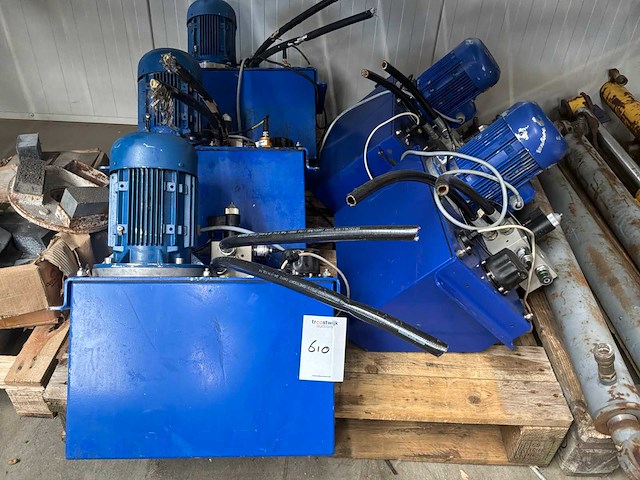Hydrauliek unit (5x) - afbeelding 1 van  4