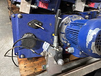Hydrauliekpomp (4x) - afbeelding 4 van  6