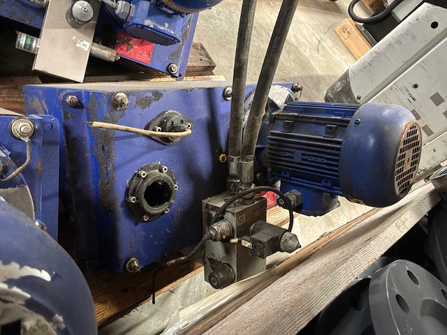Hydrauliekpomp (4x) - afbeelding 6 van  6