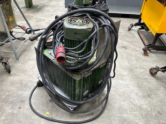 Hydrauliekunit met pomp en ventielblok - afbeelding 4 van  4