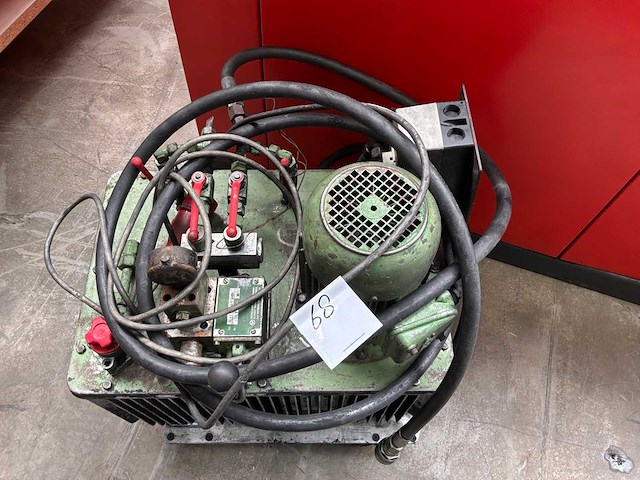 Hydrauliekunit met pomp en ventielblok - afbeelding 2 van  4
