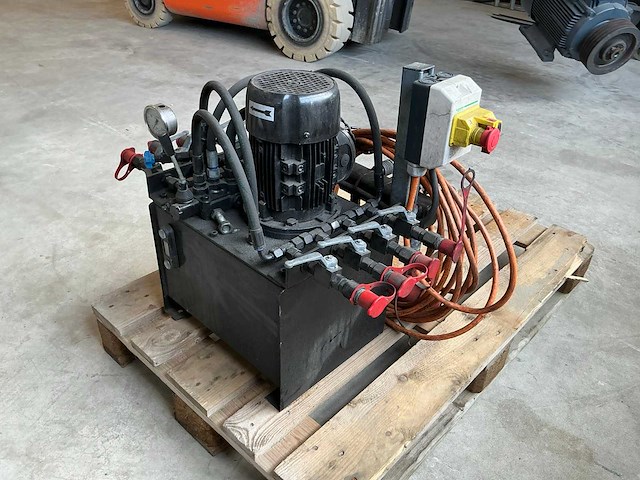 Hydrauliekunit - afbeelding 1 van  6