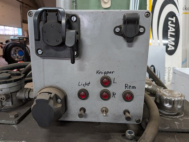 Hydrauliek/verlichtingtester - afbeelding 7 van  11