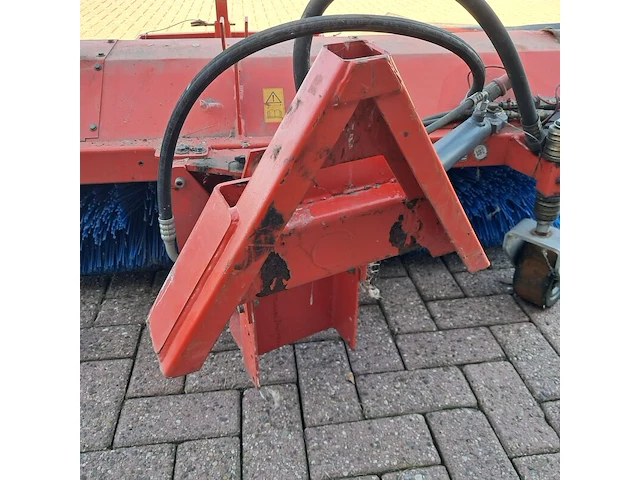 Hydraulisch aangedreven rolbezem, hako, fkm-cm 2000, rood - afbeelding 6 van  21