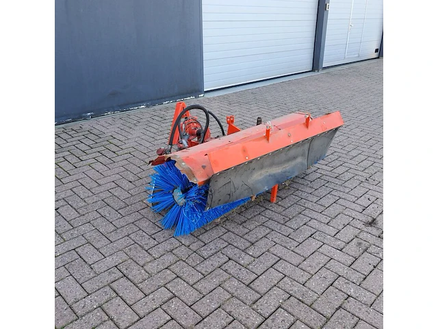 Hydraulisch aangedreven rolbezem, hako, fkm-cm 2000, rood - afbeelding 1 van  21